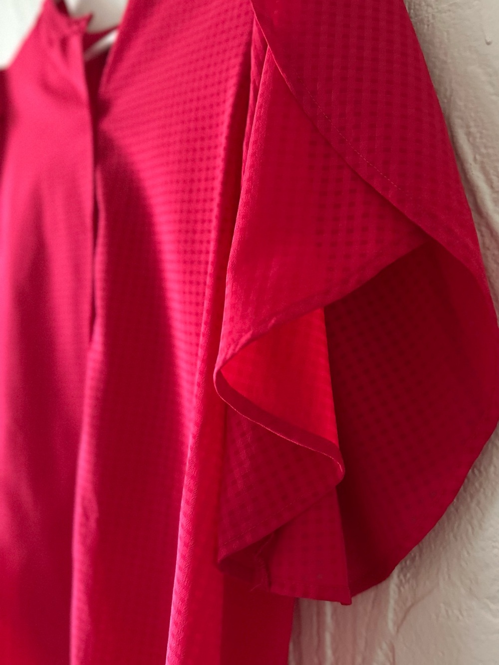 🌷Who What Wear Hot Pink Textured Blouse